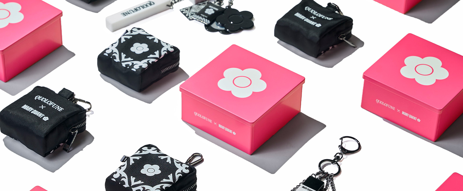 ポーチ付き QUOLOFUNE × MARY QUANT ノボタイル缶 フレイズ　商品写真